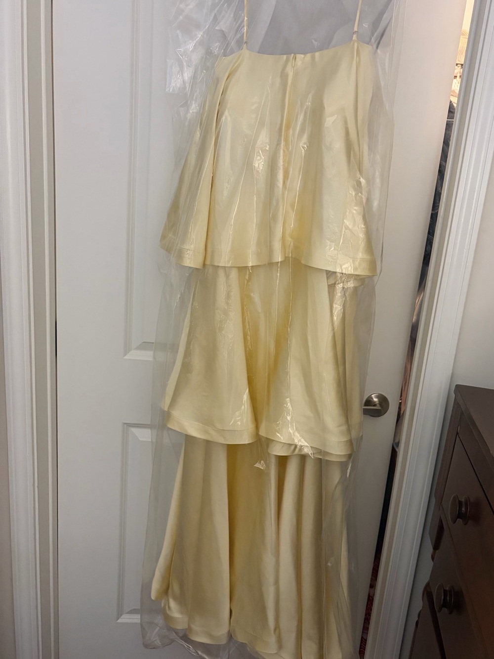 Elliatt Pale Yellow High-Low Layered Maxi Dress - Picture 3 of 3